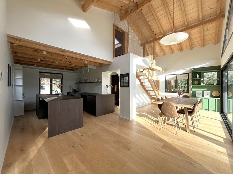 Maison - 157 m² - 7 pièces