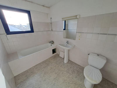 Appartement - 104 m² - 4 pièces