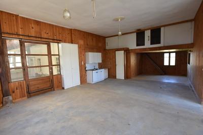 Maison - 236 m² - 23 pièces