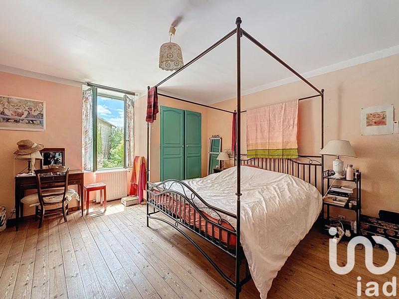 Maison - 294 m² - 9 pièces