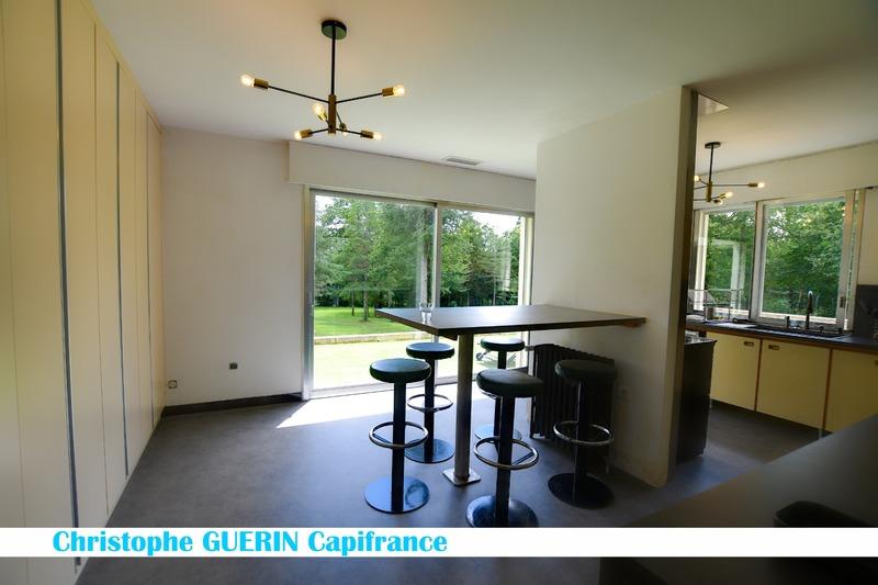 Maison - 227 m² - 7 pièces