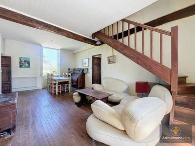 Maison - 106 m² - 4 pièces