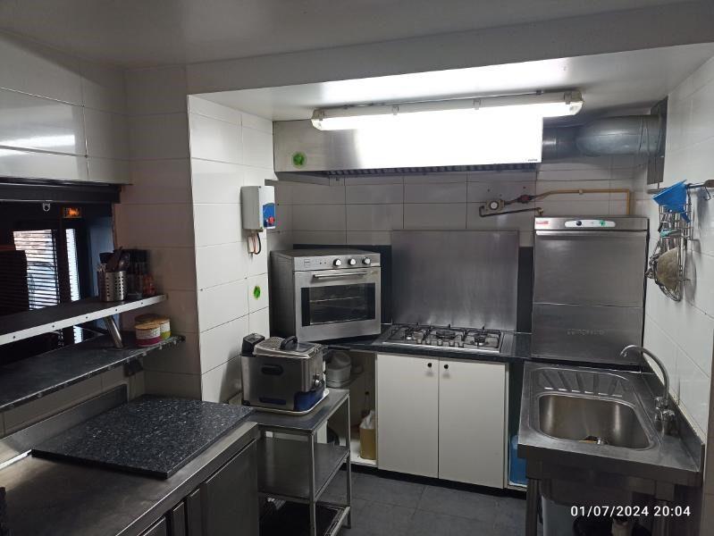 Local commercial - 110 m²