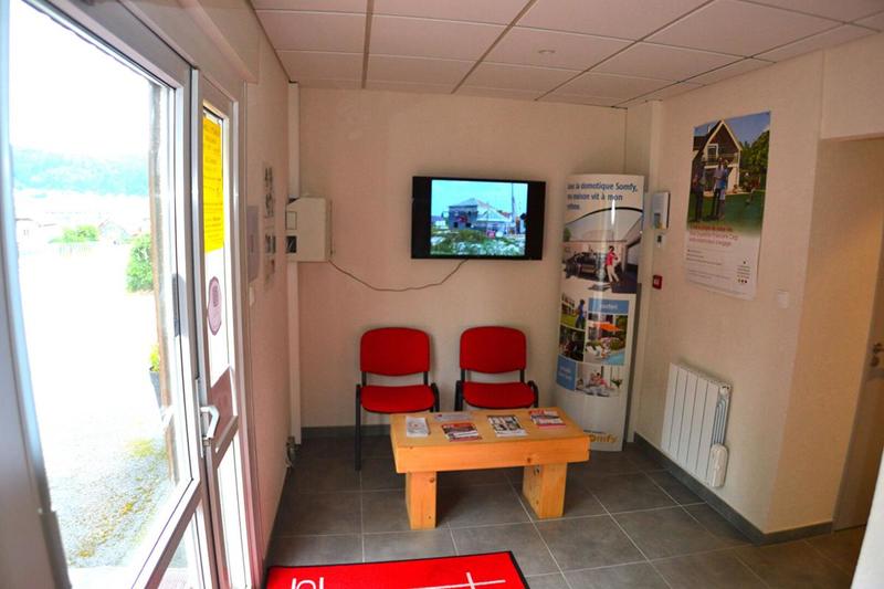 Local commercial - 126 m² - 10 pièces