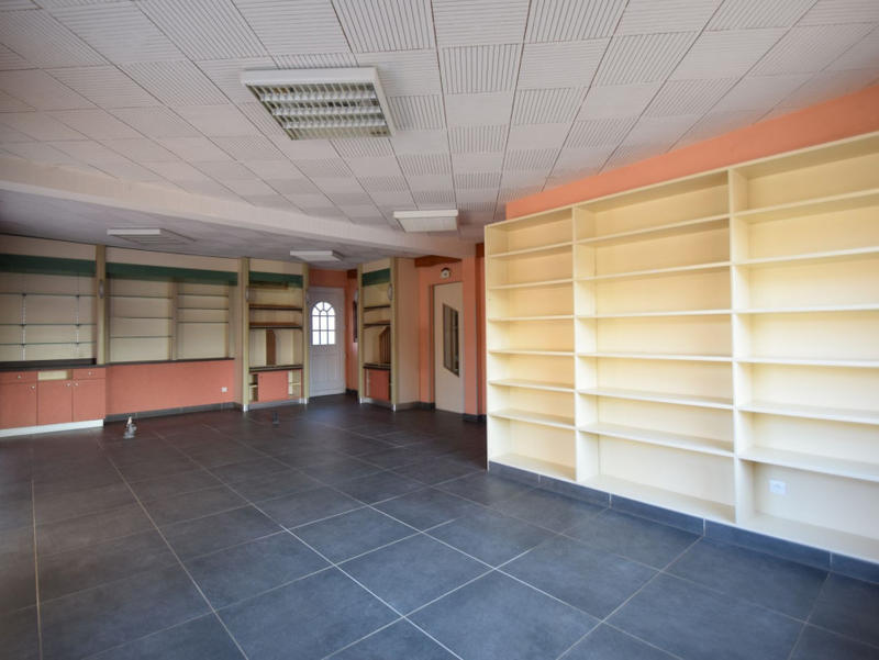 Maison - 216 m² - 10 pièces