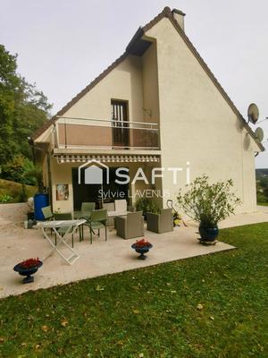 Maison - 147 m² - 7 pièces