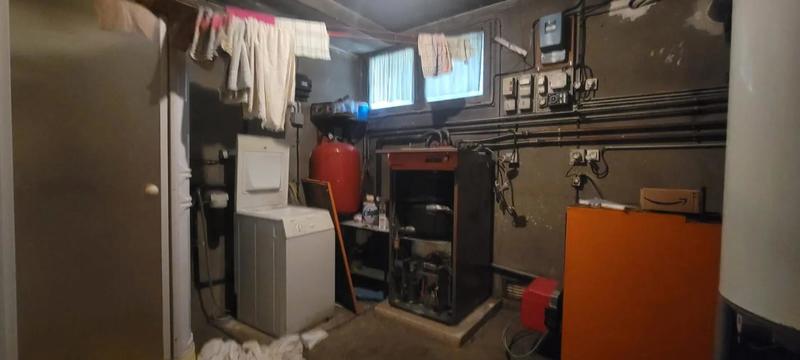 Maison - 150 m² - 1 pièce