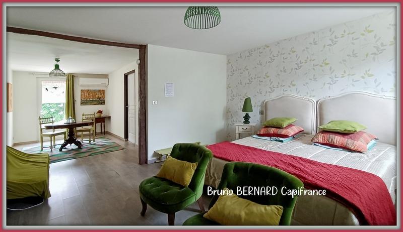 Maison - 733 m² - 23 pièces