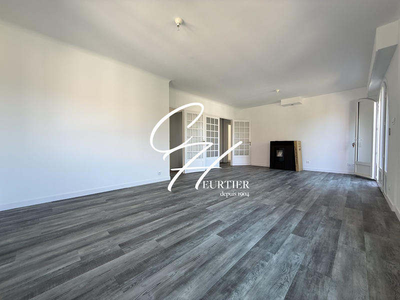 Appartement - 130 m² - 5 pièces