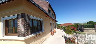 Maison - 230 m² - 10 pièces