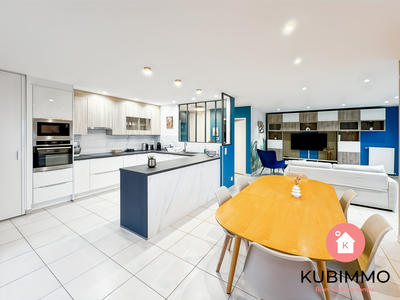 Appartement - 109 m² - 5 pièces