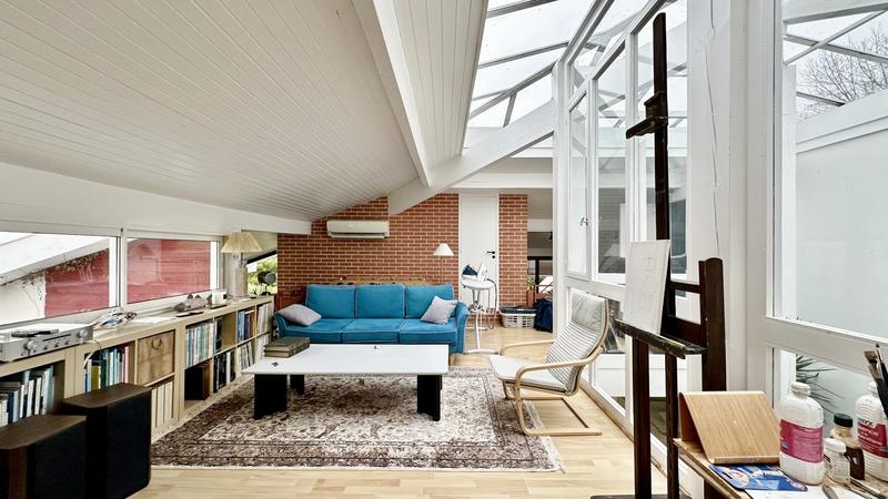 Maison d'architecte - 240 m² - 9 pièces