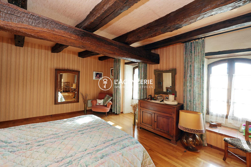 Maison - 190 m² - 6 pièces