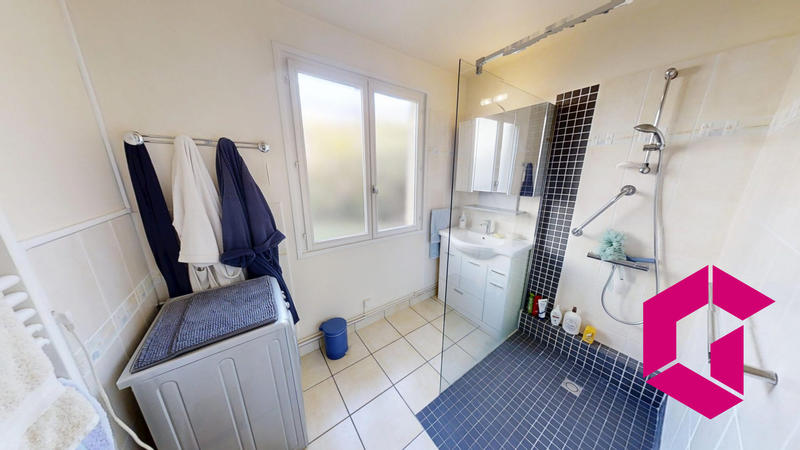 Maison - 91 m² - 4 pièces