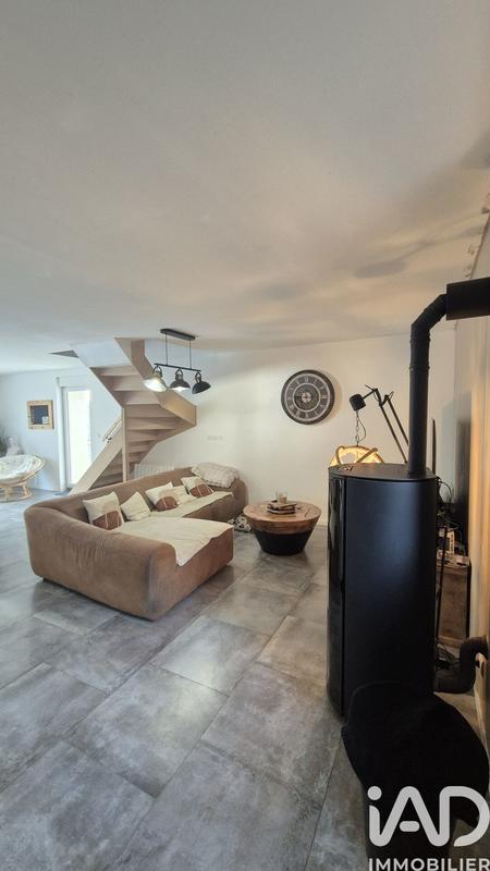 Maison de village - 202 m² - 7 pièces