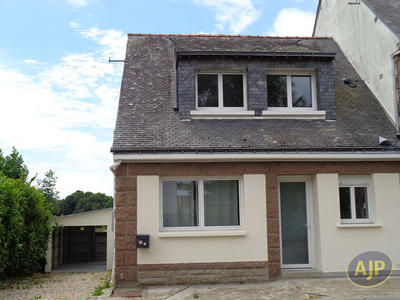 Maison - 84 m² - 5 pièces