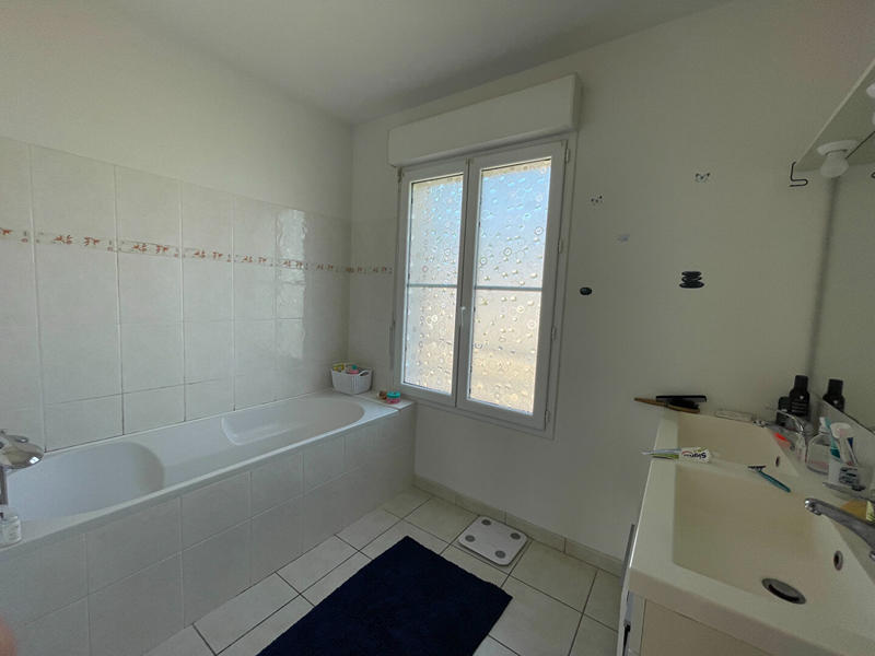 Maison - 104 m² - 5 pièces