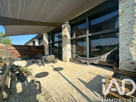 Maison - 160 m² - 6 pièces