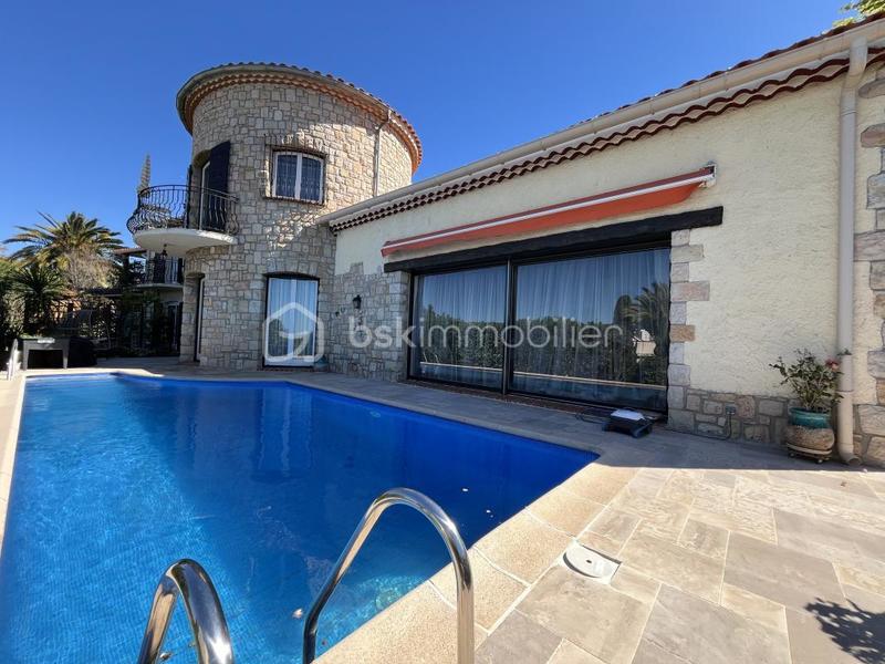 Maison en pierre - 256 m² - 10 pièces