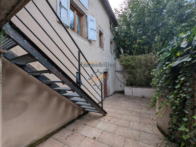 Maison - 152 m² - 6 pièces