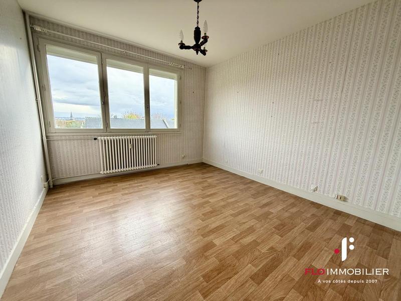 Appartement - 81 m² - 4 pièces