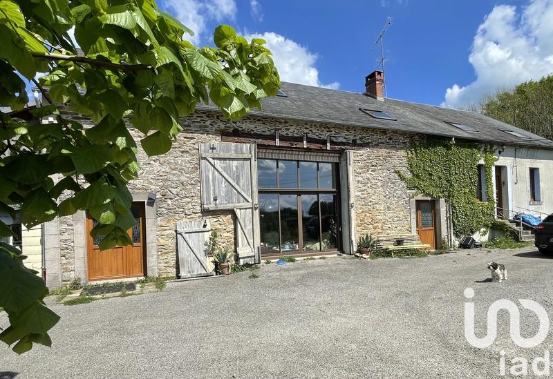 Maison - 355 m² - 12 pièces