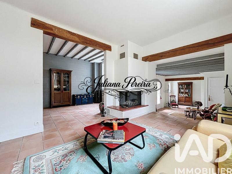 Maison - 177 m² - 9 pièces