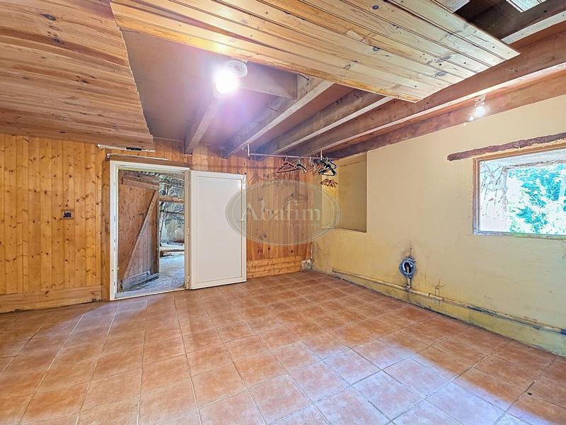 Maison - 187 m² - 12 pièces