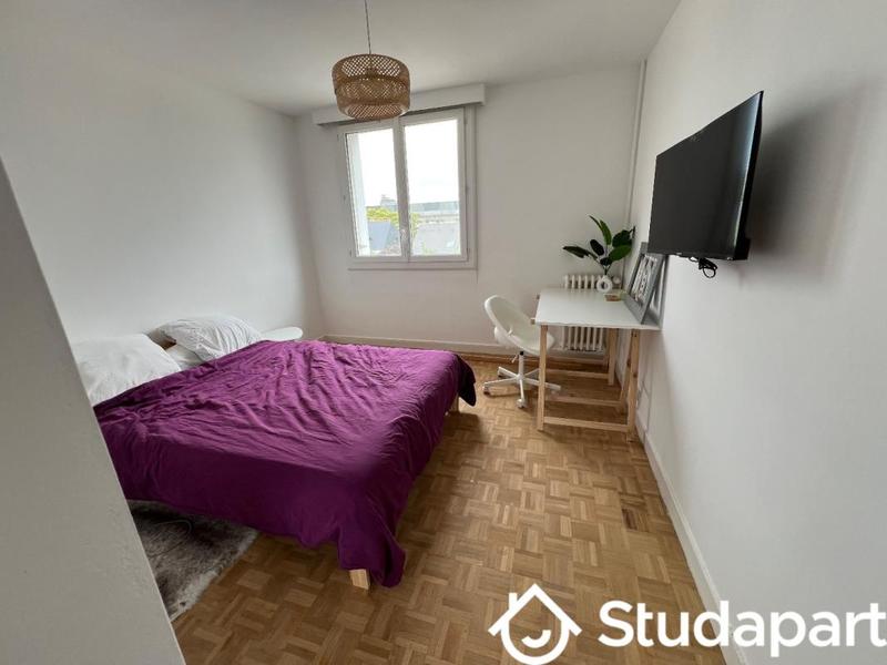 Chambre - 10 m² - 1 pièce