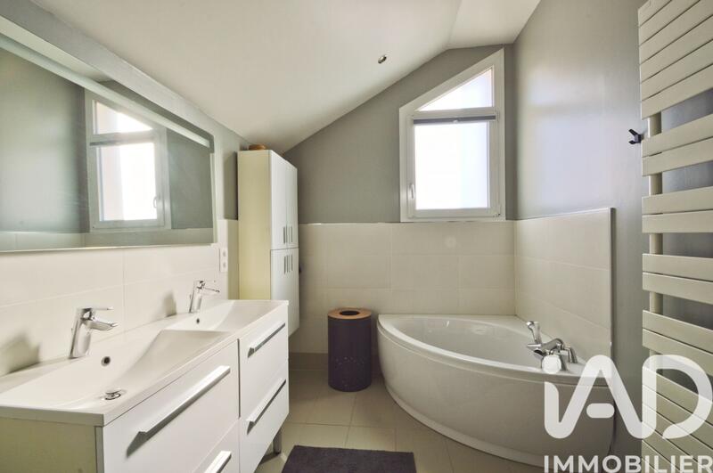 Maison - 128 m² - 6 pièces