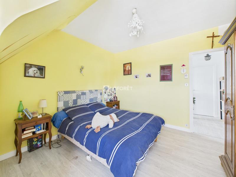 Maison - 140 m² - 6 pièces