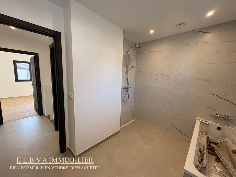 Maison contemporaine - 130 m² - 4 pièces