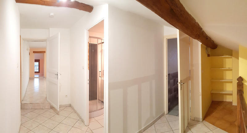 Maison - 252 m² - 7 pièces