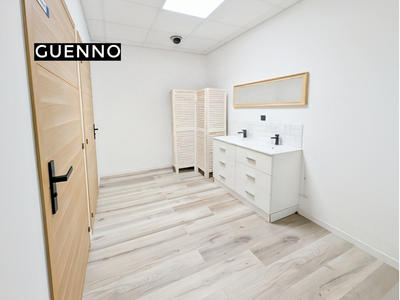 Local commercial - 663 m² - 8 pièces