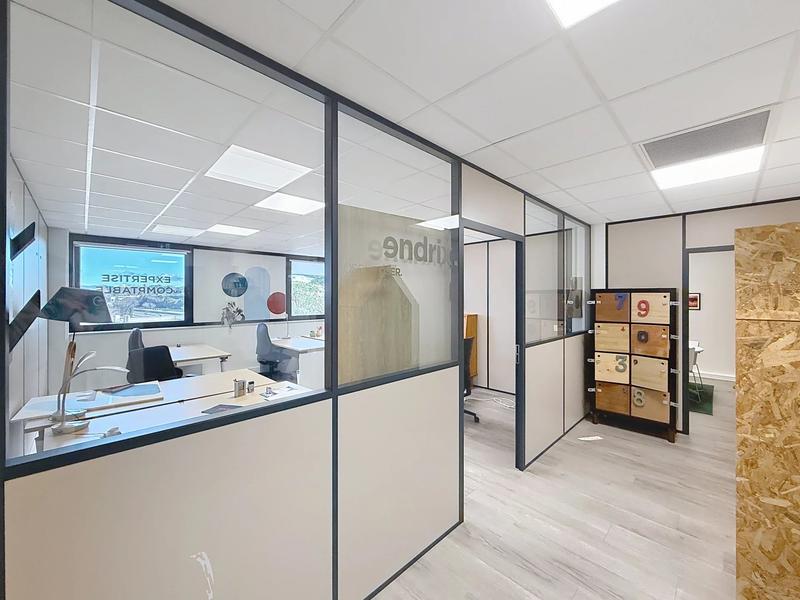 Bureau - 126 m²
