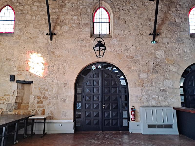 Maison - 718 m² - 8 pièces