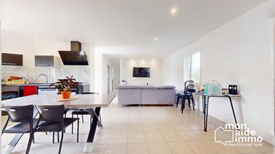 Maison - 95 m² - 4 pièces