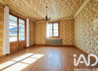 Appartement - 97 m² - 4 pièces
