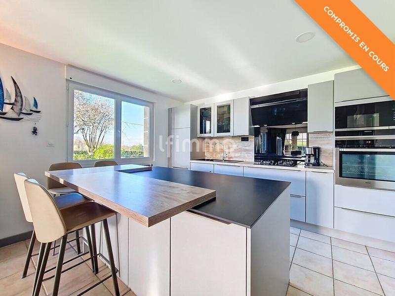 Maison - 140 m² - 6 pièces