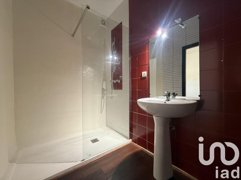 Maison - 250 m² - 8 pièces