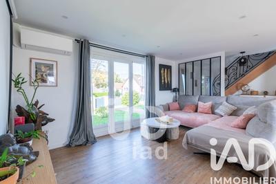 Maison - 139 m² - 6 pièces