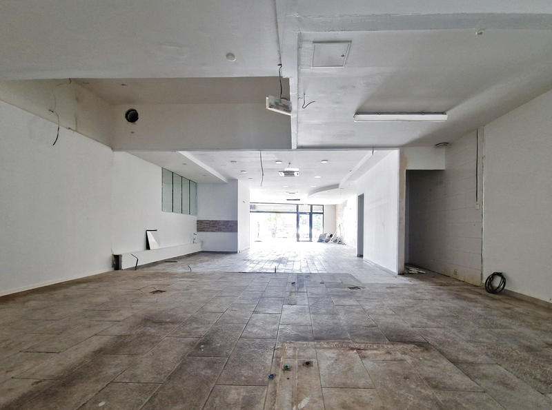 Local commercial - 140 m²