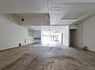 Local commercial - 140 m²