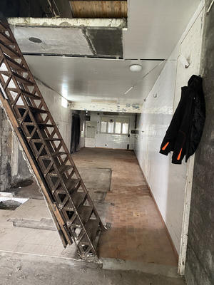 Parking / Garage - 115 m²