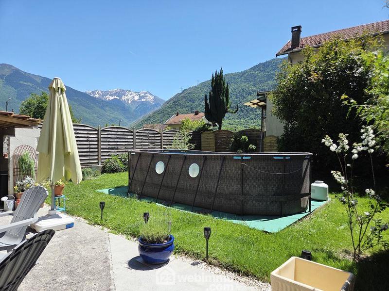 Maison - 98 m² - 4 pièces