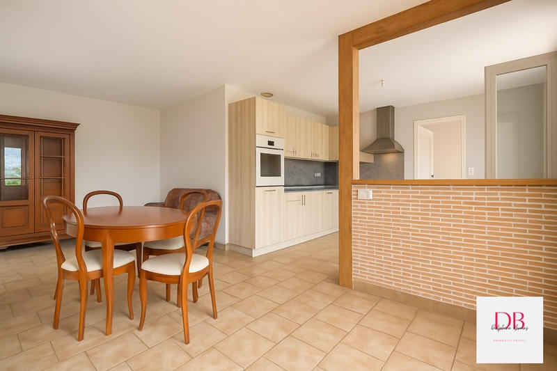 Maison - 92 m² - 5 pièces