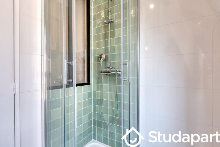 Chambre - 13 m² - 1 pièce