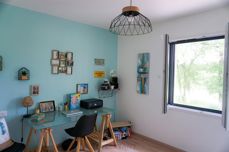 Maison - 220 m² - 6 pièces