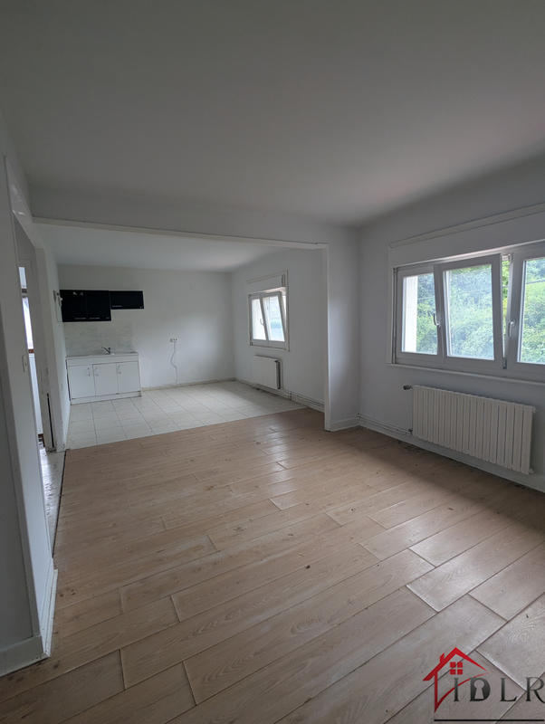 Maison - 200 m² - 9 pièces