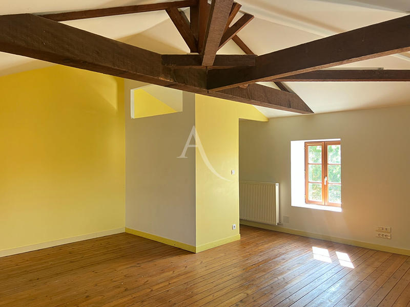 Maison - 310 m² - 12 pièces